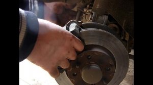 Как поменять передние тормозные колодки на Лада Гранта, Приора, Калина, а так же на Ваз 2109-2114