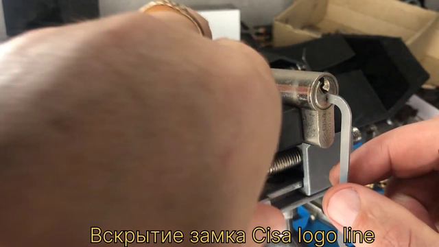 Вскрытие замка Cisa logo line смотреть онлайн