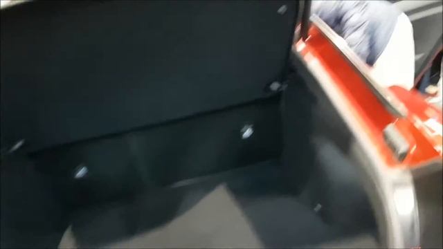 KIA Stinger 370 hp - inside & outside смотреть онлайн