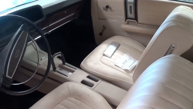 1968 Ford Galaxie XL Fastback 428 V8 4 BBL Hideaway Headlights at Country Classic Cars смотреть онлайн