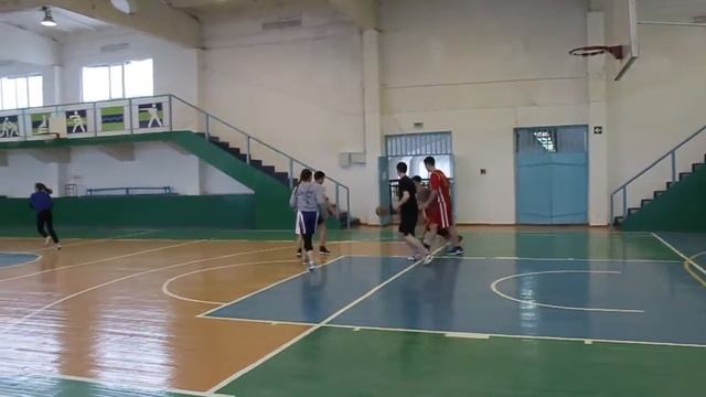 Тренировка по баскетболу. Просмотр доступен только с компьютера смотреть онлайн