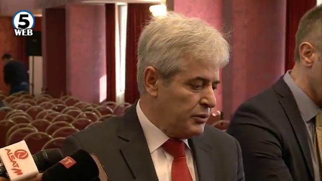 Али Ахмети задоволен од информираноста за текот на преговарачкиот процес смотреть онлайн