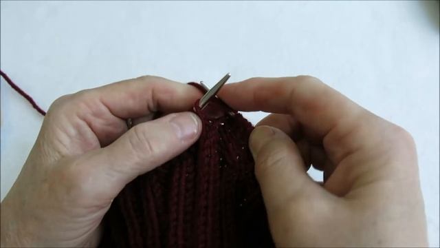 Шапка простым узором. Мастер класс.