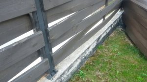 Забор, складная лестница, дорожки из плитняка