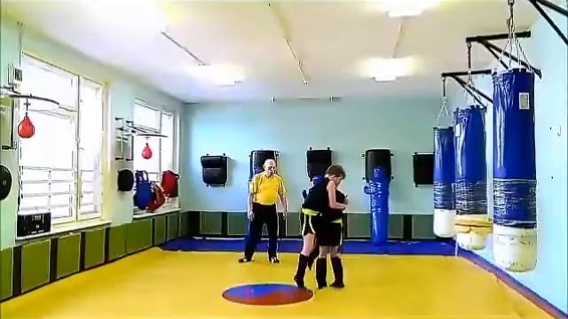 Тренировки по саньда в Центре ФП и СЕ "Чемпион" г.Чебоксары. руководитель.тренер Ильин Г.В. смотреть онлайн