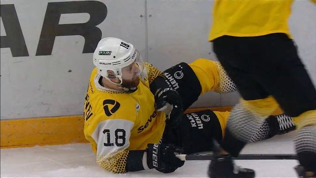 Трус не играет в хоккей — Выпуск 28. Силовые приёмы смотреть онлайн