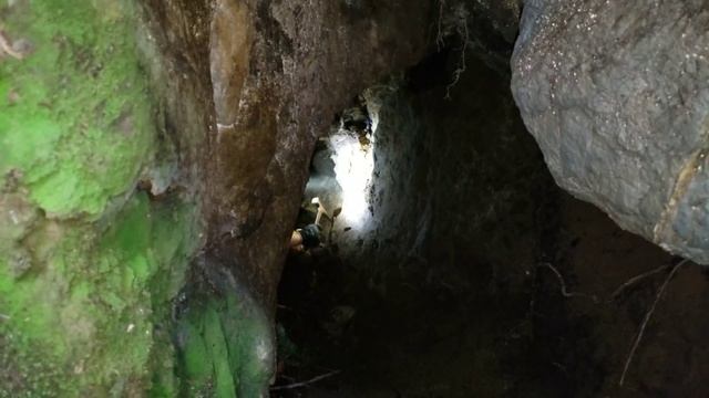 Malachite & Azurite Stained Solid Mineral Ore From An Old Mine! смотреть онлайн