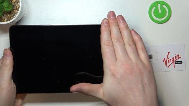 Realme Pad Mini size comparision with hand смотреть онлайн