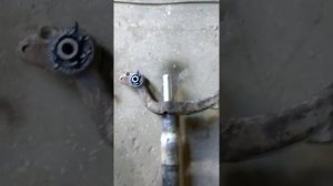 Снятие, разборка, замена игольчатых подшипников задней балки Peugeot 206