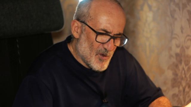 Спросите кто я? (стихи на грузинском языке) Тазо смотреть онлайн