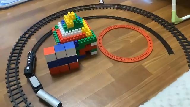 Строительство отеля и железной дороги смотреть онлайн