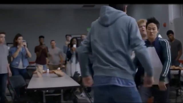 Заступился за девушку 🔊ВОТ ТАК НАДО ЗАСТУПАТЬСЯ ЗА ДЕВУШКУ смотреть онлайн