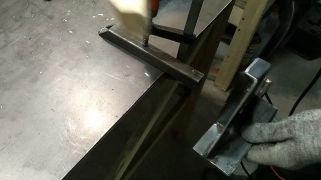 Мощная струбцина для сварки, такую не купить в магазине. Homemade welding clamp. #струбцина смотреть онлайн
