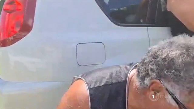 Ruakākā residents’ dash for high ground смотреть онлайн