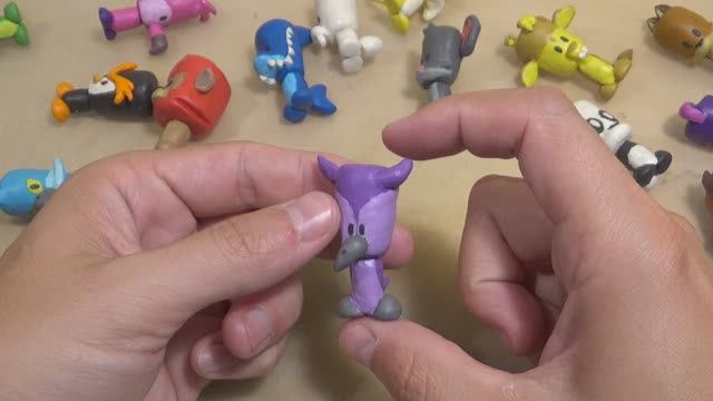 Филин Фил из игры. Suspects. смотреть онлайн