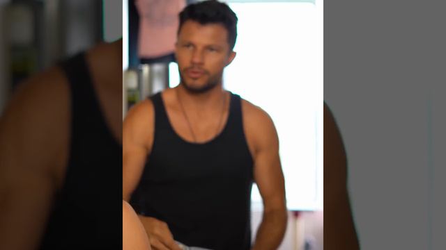 Cambió a su esposo por un ingeniero sin imaginar la lección que le daría la vida смотреть онлайн