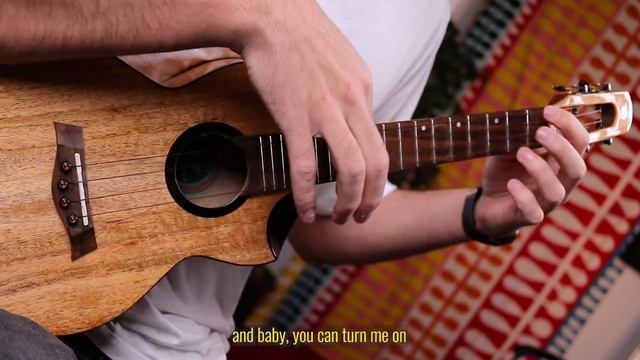 Tom Jones - Sex Bomb (Ukulele Fingerstyle) смотреть онлайн