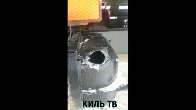 Вот так приколы.Посмотрите как красиво.Как сливают бензин Ушлые ребята. Приколы смотреть онлайн