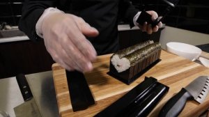 Гаджет для суши в форме сердца