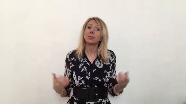 Он РЕВНУЕТ меня к каждому столбу. смотреть онлайн