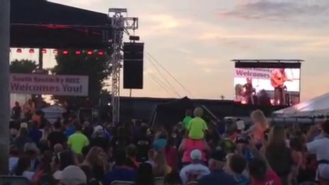 Rodney Atkins SKRECC meeting смотреть онлайн