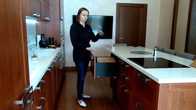 Обзор выдвижного ящика Леграбокс (Legrabox) от Блюм (Blum) смотреть онлайн
