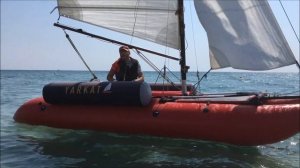 Поворот оверштаг и причаливание на парусном катамаране Яркат. 2019