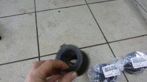 Toyota Land Cruiser Prado, KDSS. Замена втулок переднего стабилизатора.