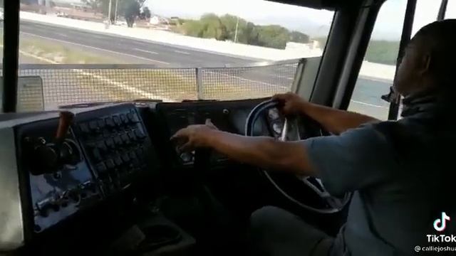 Freightliner Argosy Shifting And Jakes