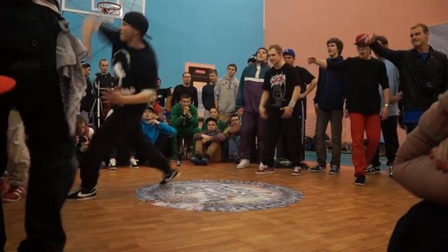 Северный Регион vs. Бледный Рокерз - 1/8 Finals (Pro) Rockin Star 2012 смотреть онлайн