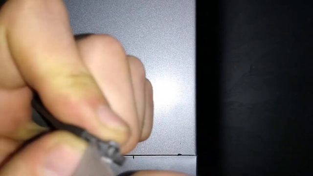 Opel / Vauxhall Corsa D air vent grill fix. смотреть онлайн
