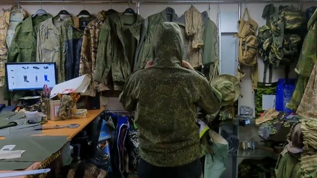 Куртка-ветровка ВКПО с капюшоном. смотреть онлайн