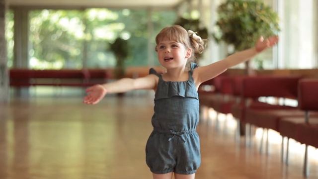 Попрыгать-поиграть. Стихи Юнны Мориц в исполнении детей. смотреть онлайн