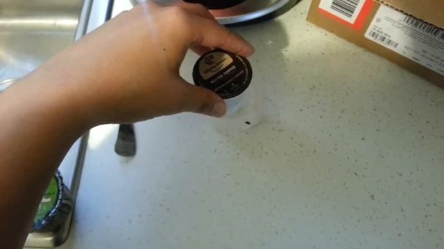How to use K-cups in the new Keurig Vue смотреть онлайн