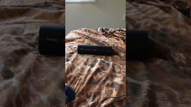 Демонстрация Блютуз колонки NFC смотреть онлайн