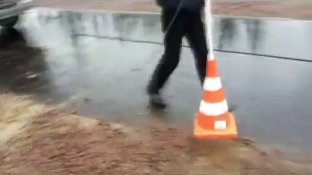 Гелиевый течеискатель. Поиск течей в подземном трубопроводе. смотреть онлайн