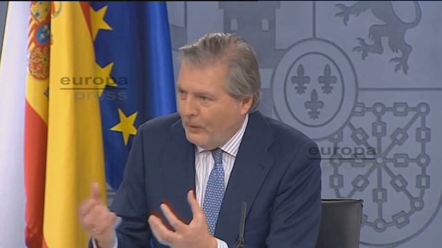 El Gobierno ve "inexplicable" la decisión de Cataluña смотреть онлайн