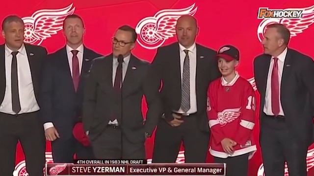 Они будут рвать НХЛ: 10 первых номеров Драфта 2019 смотреть онлайн