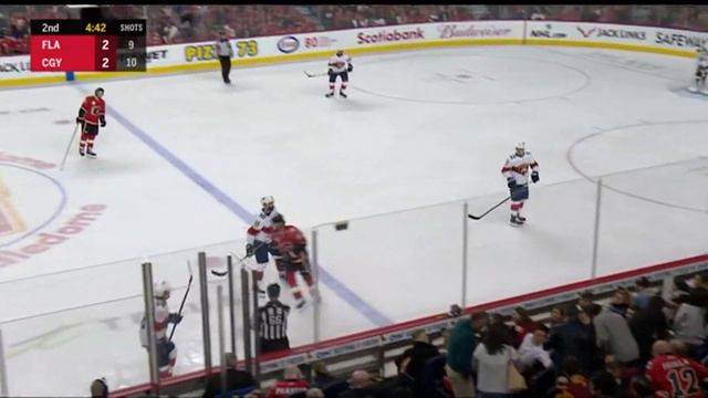 Aleksander Barkov 0+4 @ Calgary смотреть онлайн