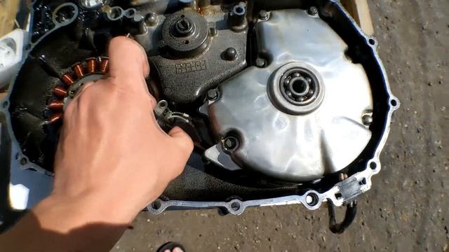 Yamaha T-max не заводится/нет искры смотреть онлайн