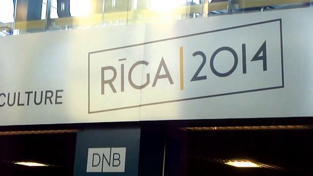 Welcoming Sign at Riga International Airport, Latvia смотреть онлайн