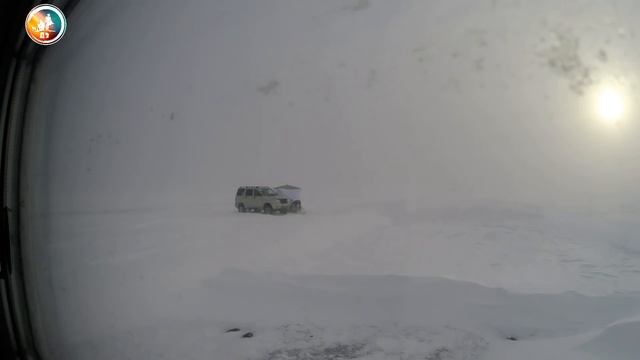 домик на льду, обустройство и рыбалка смотреть онлайн