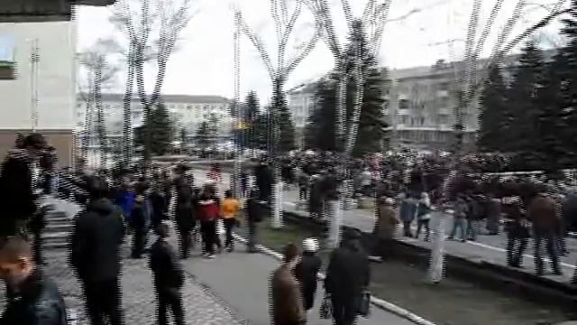 Визит президента Украины в Енакиево.avi смотреть онлайн