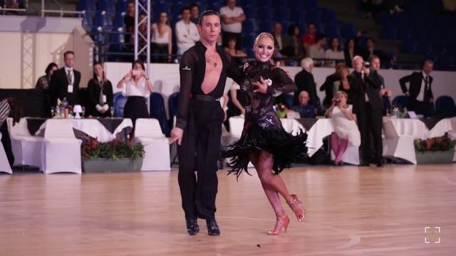 Armen Tsaturyan - Svetlana Gudyno, RUS | 2019 WDSF European Latin - Winners' Dance Rumba смотреть онлайн