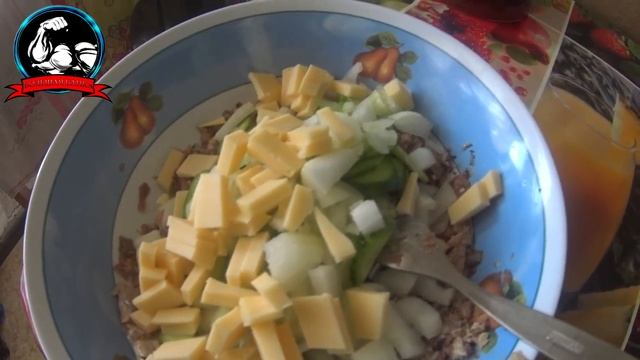 Салат рецепт из Сайры просто и вкусно !!! смотреть онлайн