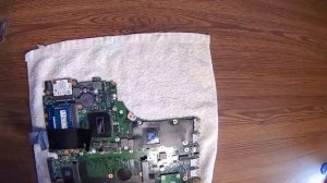 Как почистить от пыли ноутбук ASUS X750J и заменить в нём термопасту!