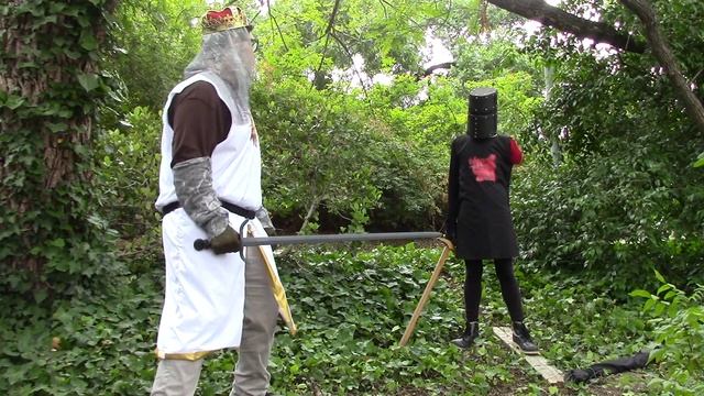 Group 2 Monty Python Black Knight смотреть онлайн