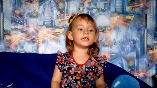 Сонечка рассказывает стих ! смотреть онлайн