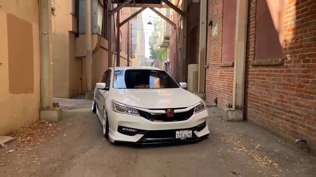 Bagged 2017 Honda Accord on SSR wheels смотреть онлайн