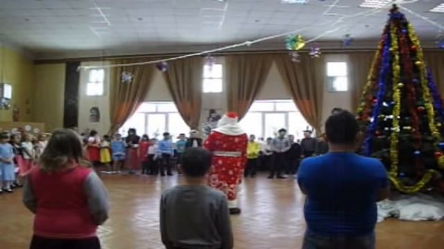 ЕЛКА ДЛЯ УЧЕНИКОВ 3-4 КЛАССОВ ШКОЛЫ № 3 г ПЕТУШКИ 21.12.2018 смотреть онлайн